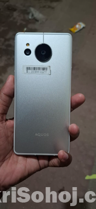 Sharp Aquos Sense7 plus